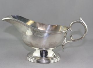 Vintage Walker & Hall Sheffield Silver Plated 1/4 Pint Sauce Boat photo