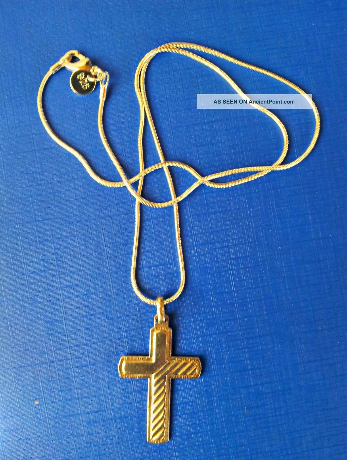 Silver (925) Snake Chain Link Necklace With Cross Pendant Brooches/ Jewellery photo