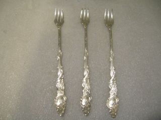 1847 Rogers Columbia Pattern 3 Oyster Forks1893 Mono H photo