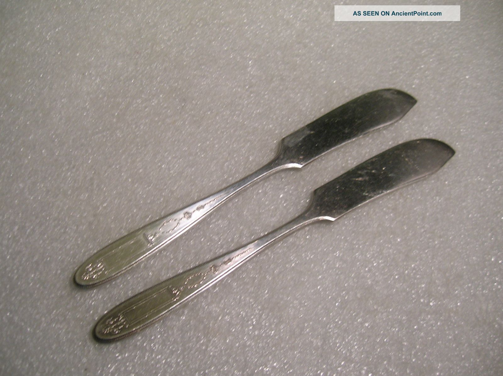 Rogers Grosvenor Pattern 2 Individual Butter Spreader Knives 1921 International/1847 Rogers photo