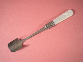 Antique Mother Of Pearl & Sterling Silver Caviar Serving Spoon photo