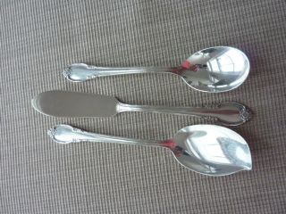 Rogers Bros.  Remembrance Silverplate Sugar Spoon Mas.  Butter Knife Jam Server photo