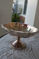 1800 ' S Wm A Rogers Silverplate Finger Bowl Footed Bowl Serving Bowl Platters & Trays photo 2