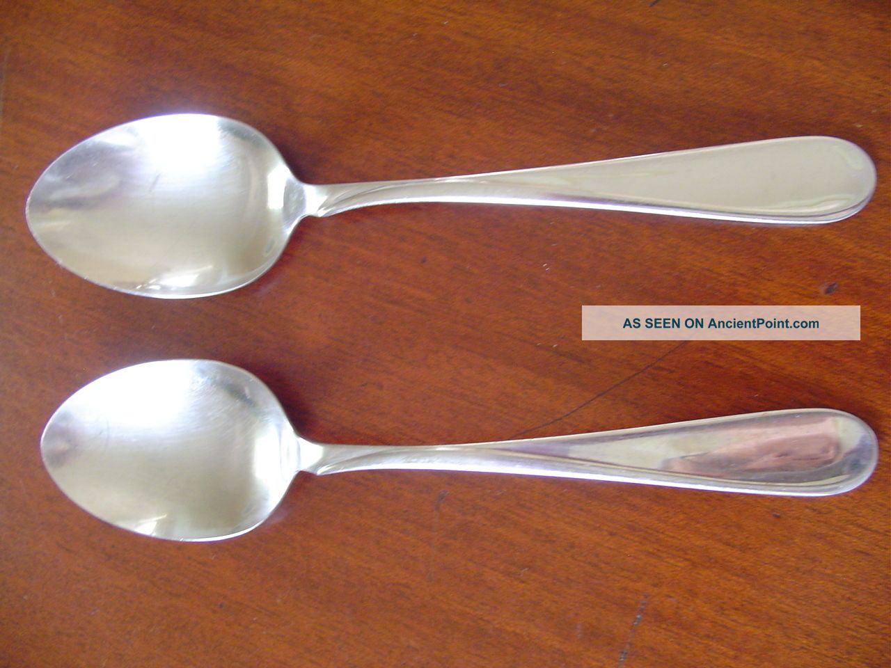 Two Vintage Oneida Flight Reliance Stainless Steel Serving Spoons X2 Holidays Unknown photo