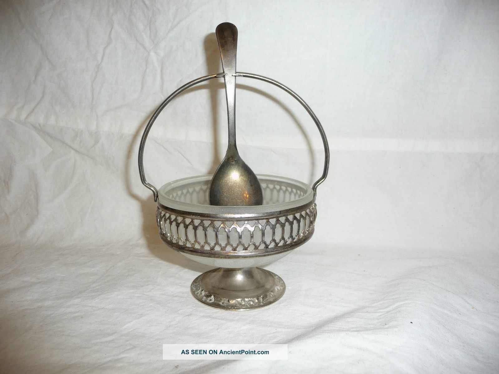 Antique Silverplate Sugar Bowl With Spoon Sheffield England Creamers & Sugar Bowls photo