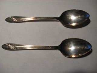 Queen Bess Serving Spoons 1946 Oneida Community Tudor Plate Silverplate photo