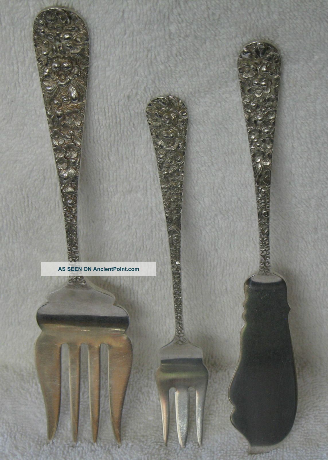Rose Repousse Stieff Sterling Silver Butter Knife Meat Fork Pickle Fork Other photo