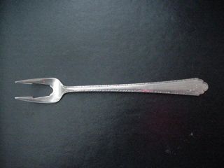 Sterling Silver Olive Fork William & Mary By Lunt photo