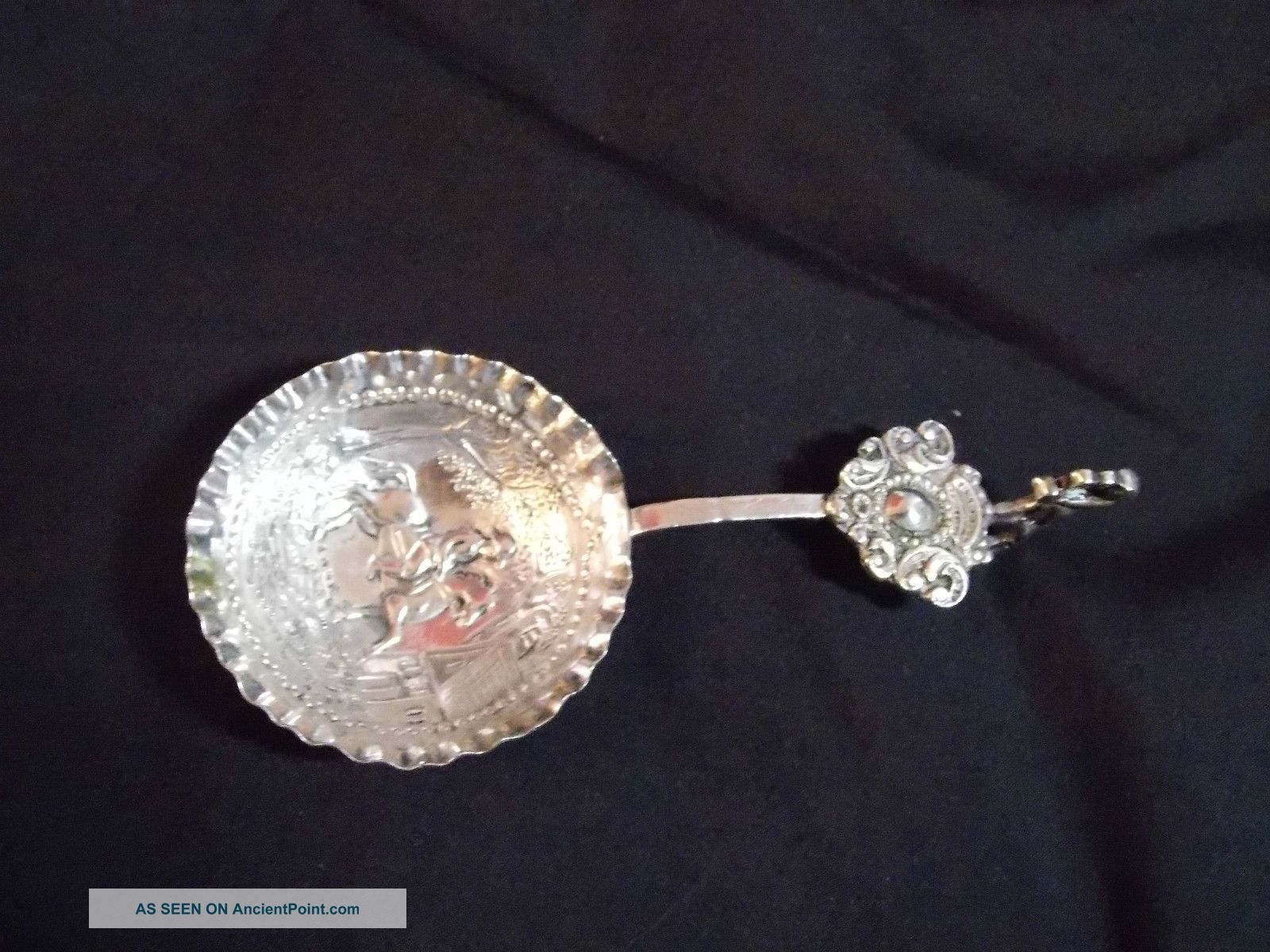 Sterling Silver Pictoral Ornate Suit Of Arms Handle Bon Bon Spoon Other photo