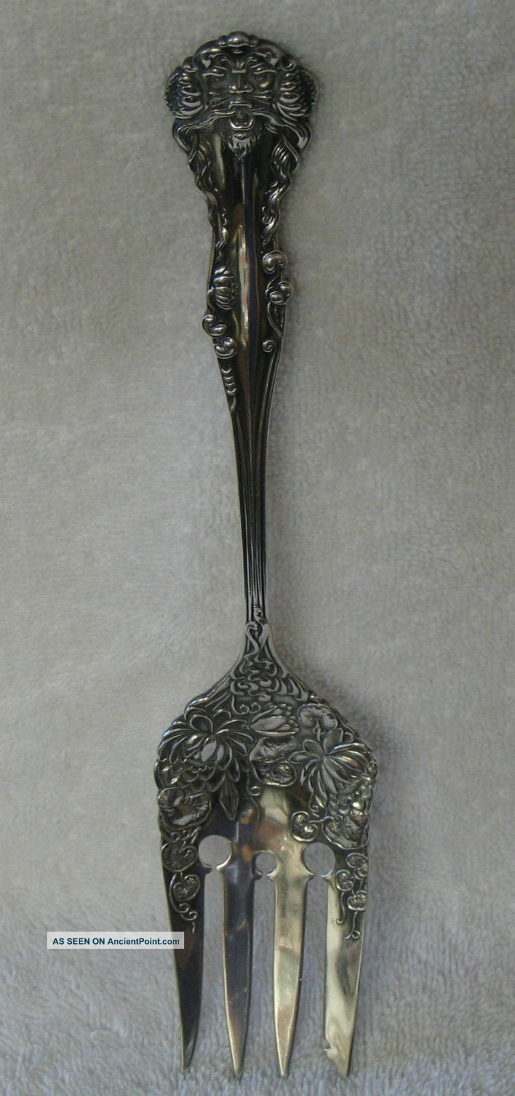Cleone International C.  1900 Sterling Silver Cold Meat Serving Fork Other photo