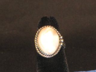 Sterling Silver Oval Mother Of Pearl Ring Size 6 