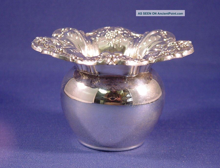 Francis I - Reed & Barton Sterling Urn X57 Other photo