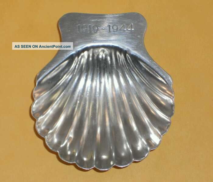 Antique Clam Shell 
