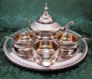 Silver Plate Tea Pot Set – Tea Pot,  Creamer,  Milk & Sugar + Oneida Tray – Rare photo