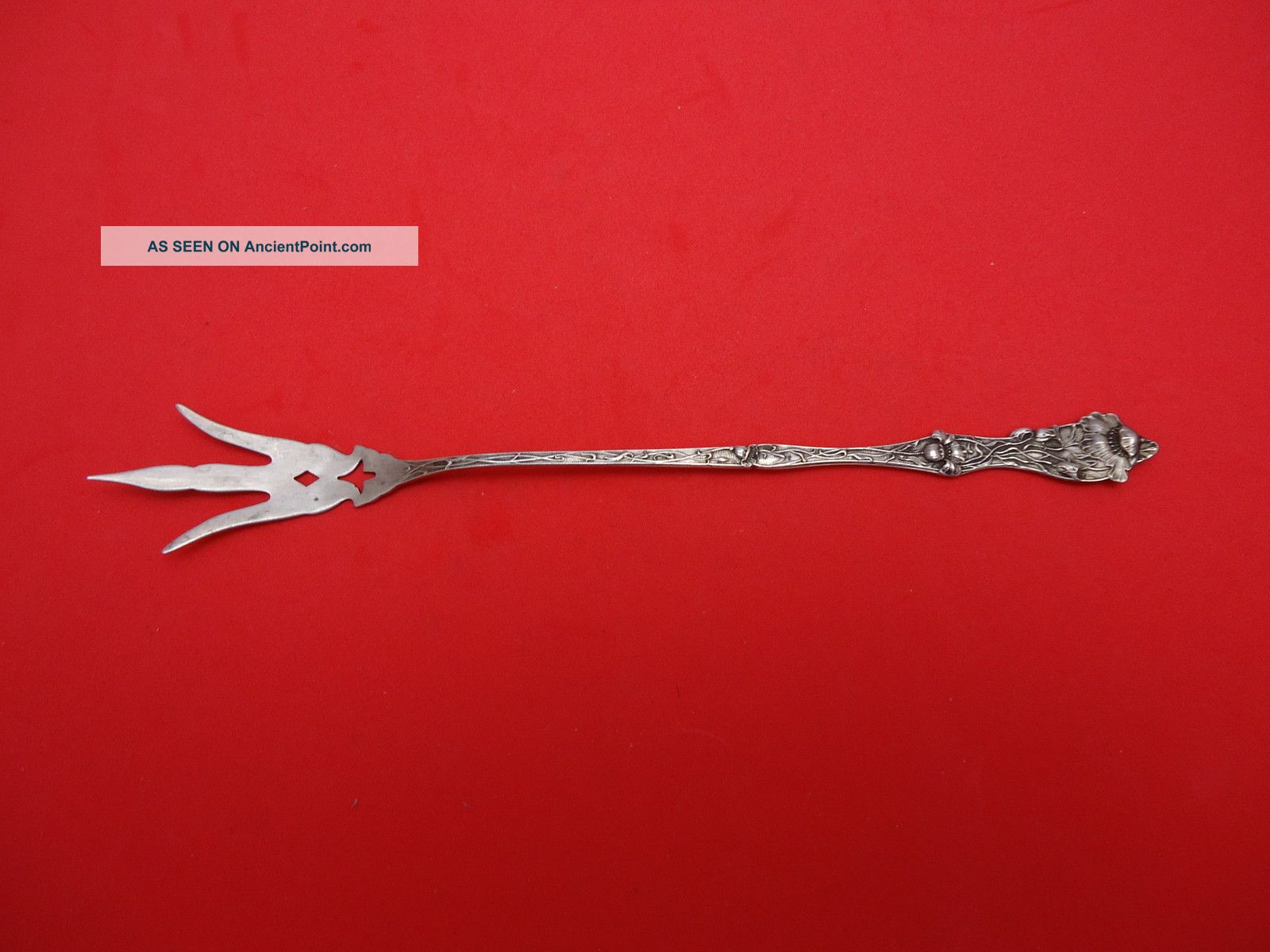 Poppy By Baker Manchester Sterling Silver Relish Fork 7 1/2 