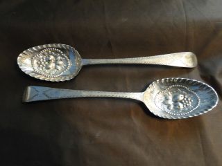 Antique Pair Berry Spoons Chased Sterling Silver Made In London 1783 - photo