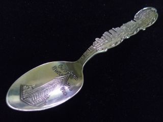 Excellent New York Skyline Handle Sterling Silver Spoon photo