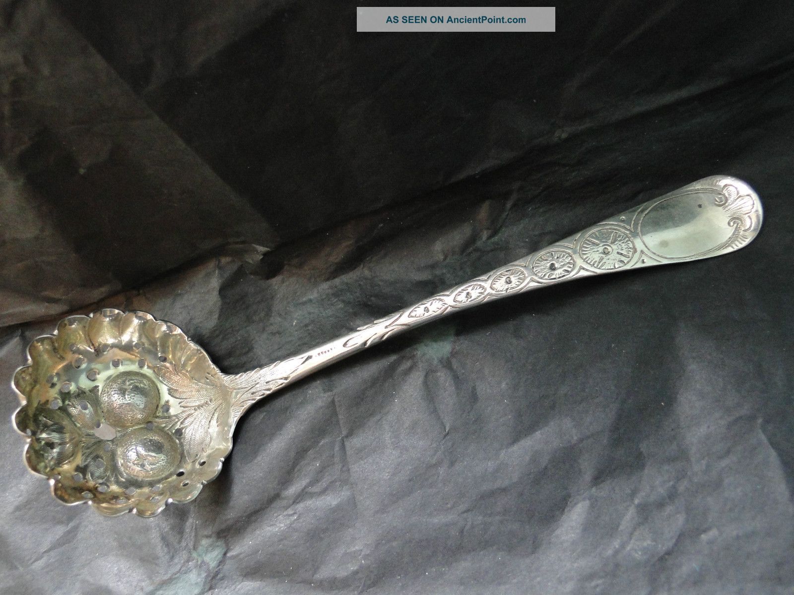 Sifter Spoon Sterling Silver Made In London C.  1770 - Marks Rubbed Other photo