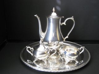 International Silver Tea Coffee Set With Pinapple Finial, photo
