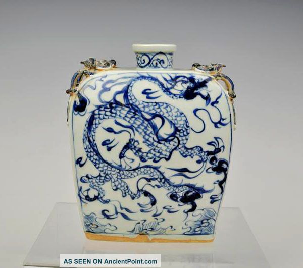 Antiques Chinese Blue And White Porcelain Flat Vase Dragon Design Vases photo