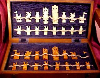 Vintage Antique Chinese Carved Ox Bone Figure Chess Set In Box photo
