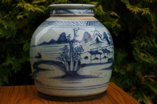 Antique Chinese Blue & White Lidded Ginger Jar - Pre 18thc photo