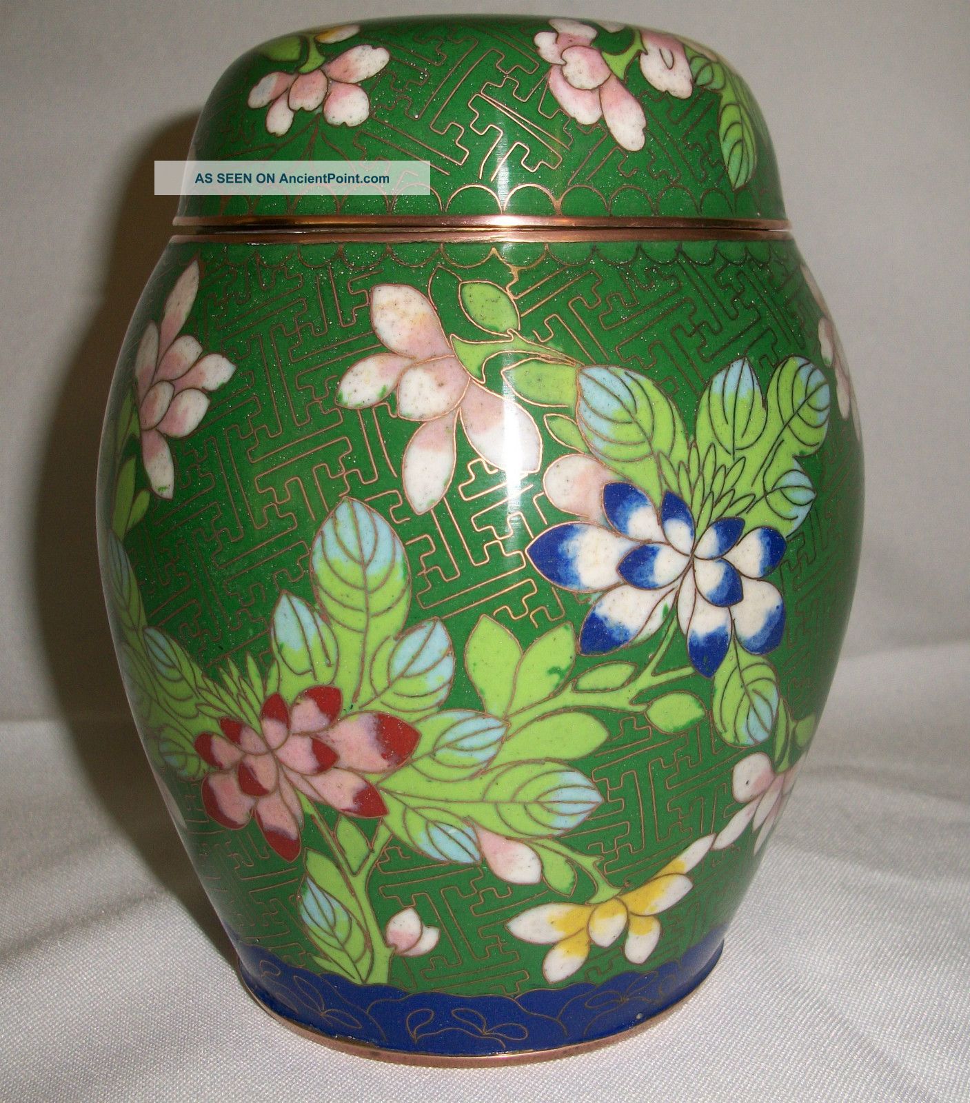 Very Fine Chinese Cloisonne Tea Caddy / Ginger Jar. ,  Circa 1920 Other photo