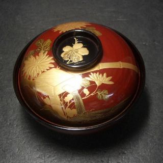 F650: Japanese Old Lacquer Ware Covered Bowl With Fantastic Refined Makie 8 photo