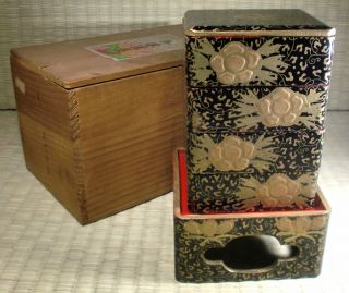 Hina Matsuri Juubako / Stacking Bento Box / Japanese / Vintage photo