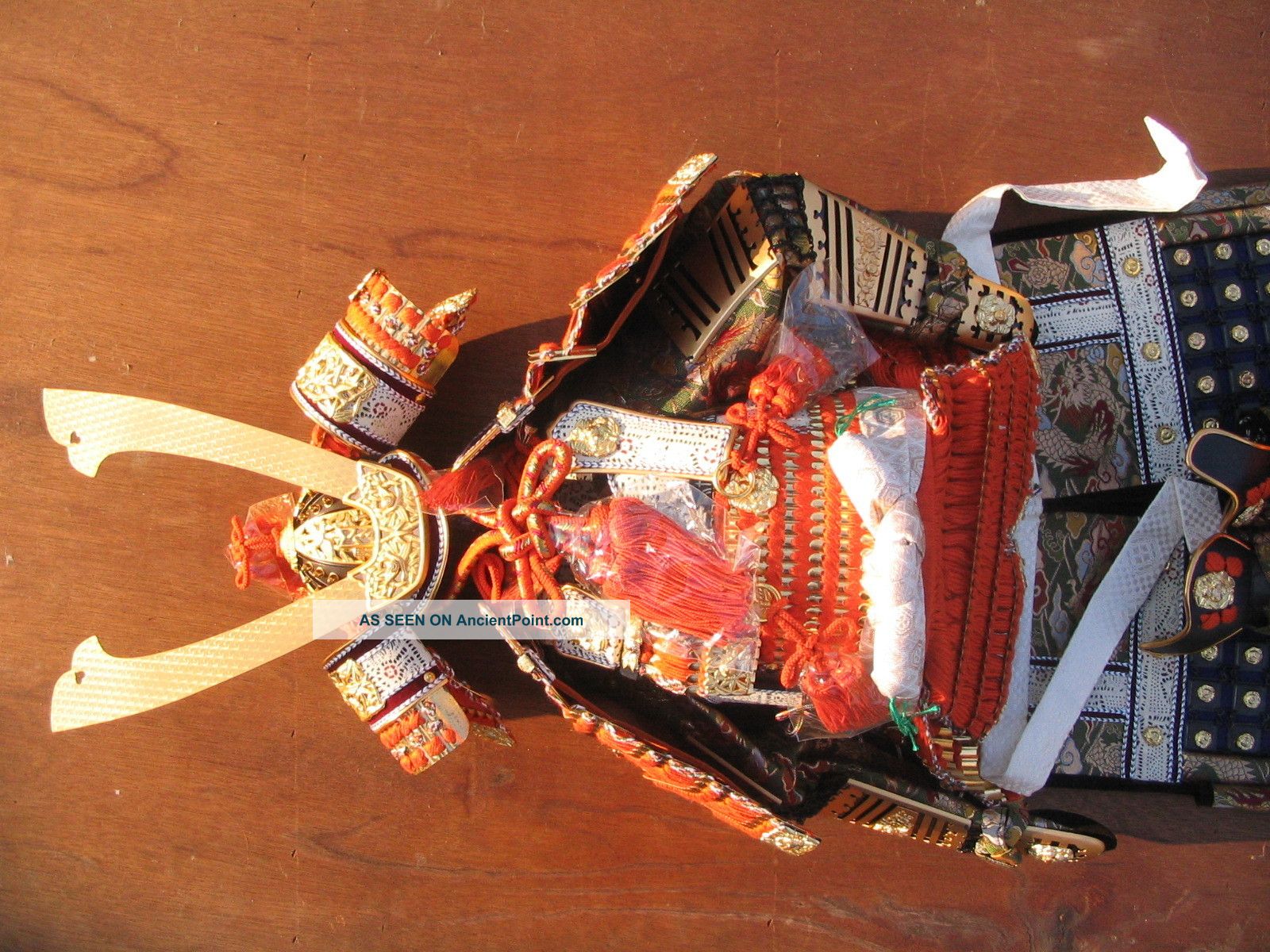 Japan Yoroi Kabuto Armor For Boy`s Day Festival Samurai Helmet 85cm Armor photo