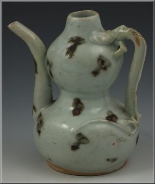 Fine Chinese Sung Dynasty Pot W/ Figural Lizard Handle photo