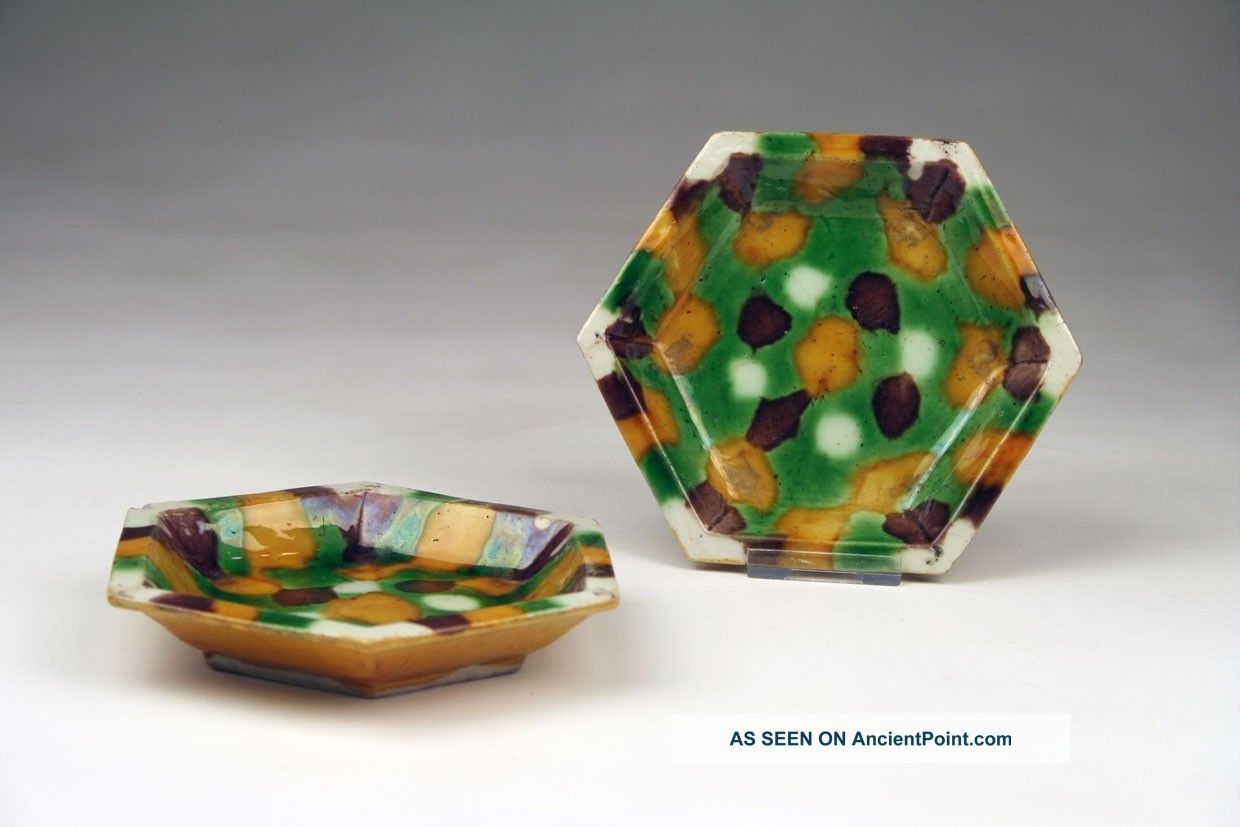 Rare Pair Antique 18c Chinese Qing Kangxi Egg Spinach Porcelain Hexagonal Trays Bowls photo