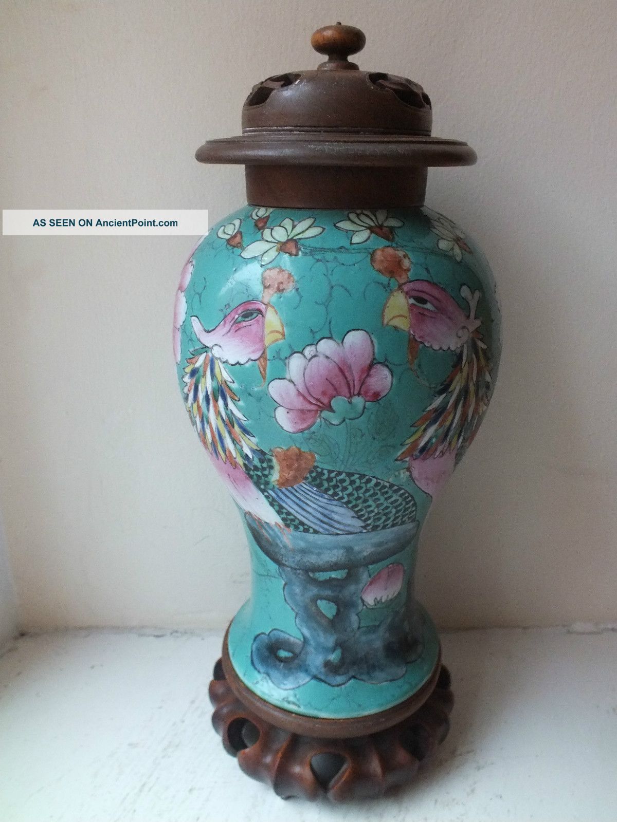 Colourful 19th C Chinese Porcelain Famille Rose Phoenix Vase Vases photo