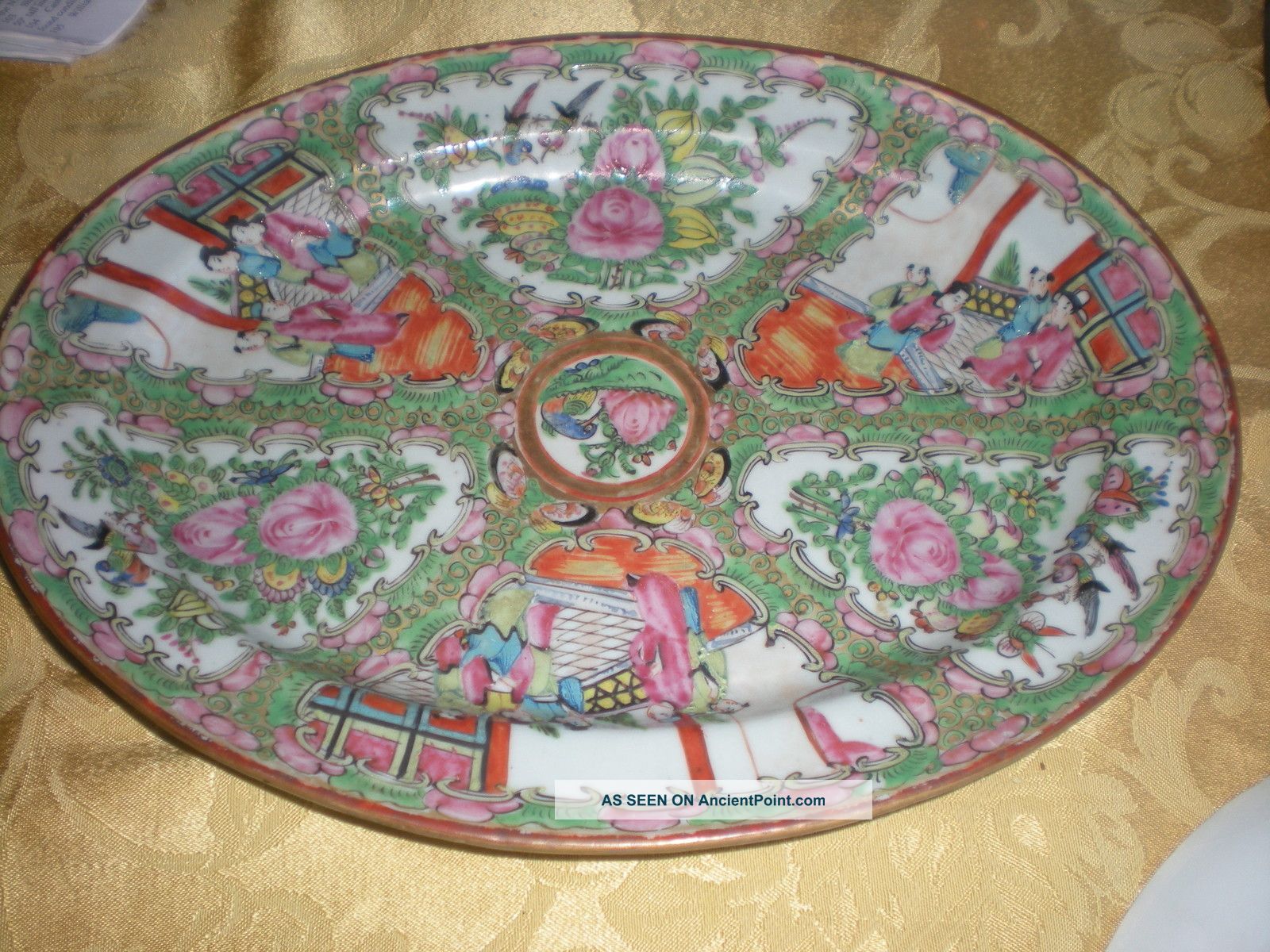 Vintage Chinese Rose Medallion Large Serving Plate / Platter 13 