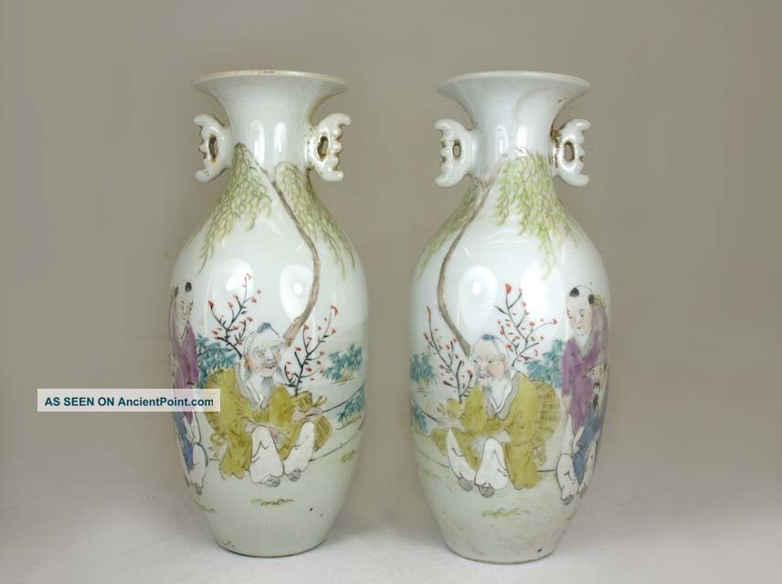 Pair Of Chinese Porcelain Vase,  Detail Characters Pattern Other photo