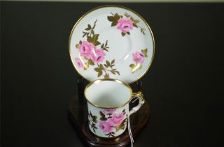 England Gold Gilted Cup And Saucer Set 20th Century photo