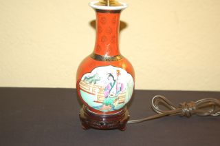 Chinese Famille Rose Vase Lamp photo