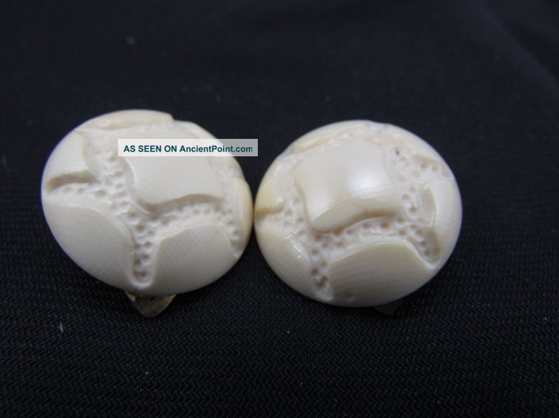 Fine Chinese Carved Ox Bone Faux Ivory Earrings Other photo