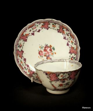 Chinese Antique Famille Rose Porcelain Tea Bowl & Saucer Circa 1780s photo