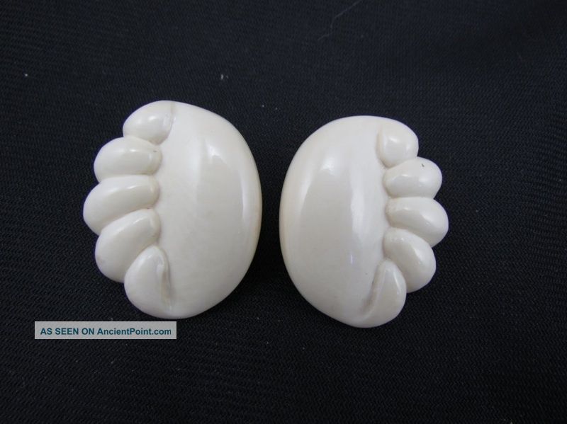 Fine Chinese Carved Ox Bone Faux Ivory Earrings Other photo