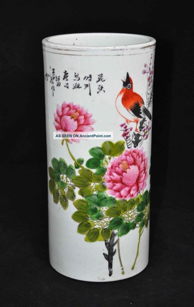 Antique Chinese Porcelain Vase With Flower And Bird Vases photo