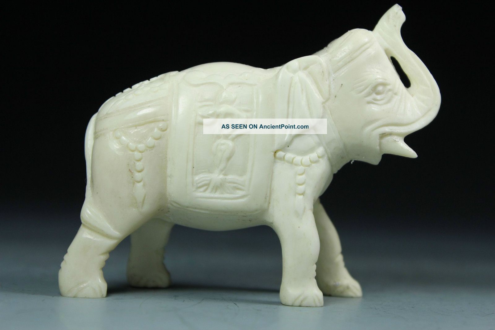 Chinese Old Bone Handwork Carving Elephant Statue Other photo