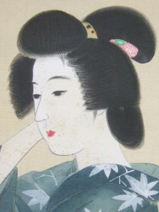 F951: Japanese Hanging Scroll Enjoying The Evening Cool Of Kimono Beauty. photo