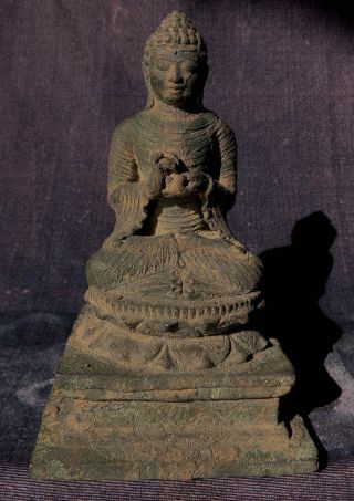 Highly Rare Bronze Buddha In Amaravati Style,  8th Or 9th Century photo
