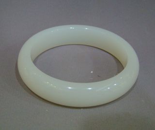 A Antique Chinese White Jade Bangle photo