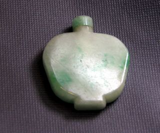 Jadeite Snuff Bottle photo