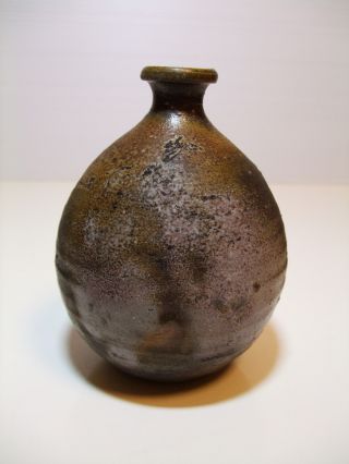 Antique Japanese Bizen Porcelain Vase photo