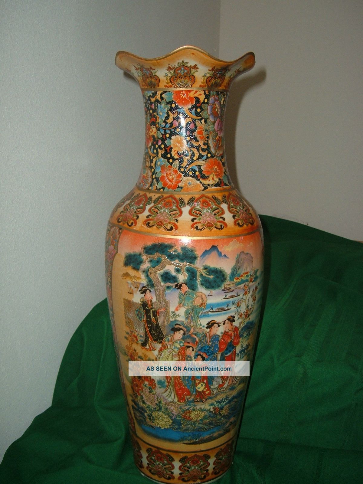 Oriental Asian Vase 24 