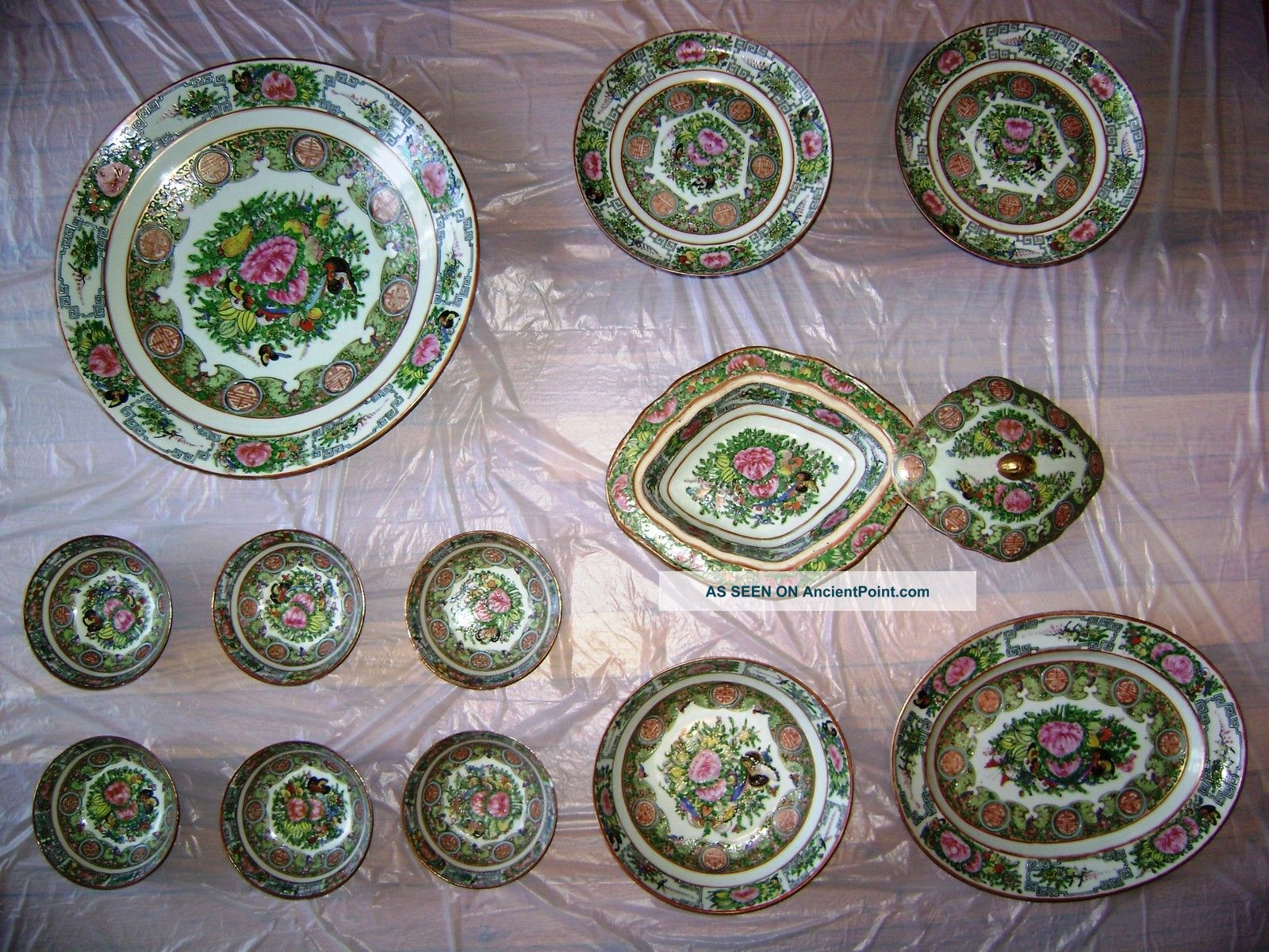 Rose Medallion Famille Chinese Plates & Blows - - 13 Pcs Set Plates photo