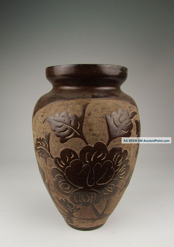 Song Dynasty Cizhou Ware Brown Glaze Porcelain Vase With Incised Flower Pattern Vases photo
